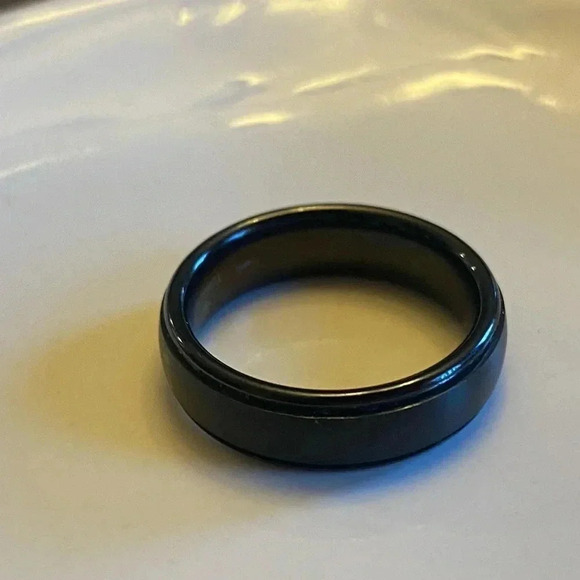 Men’s tungsten ring - Picture 1 of 4